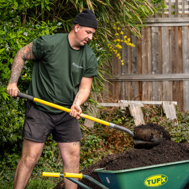 Electric Lawn - Victoria, BC - Soil and Mulch deliveries