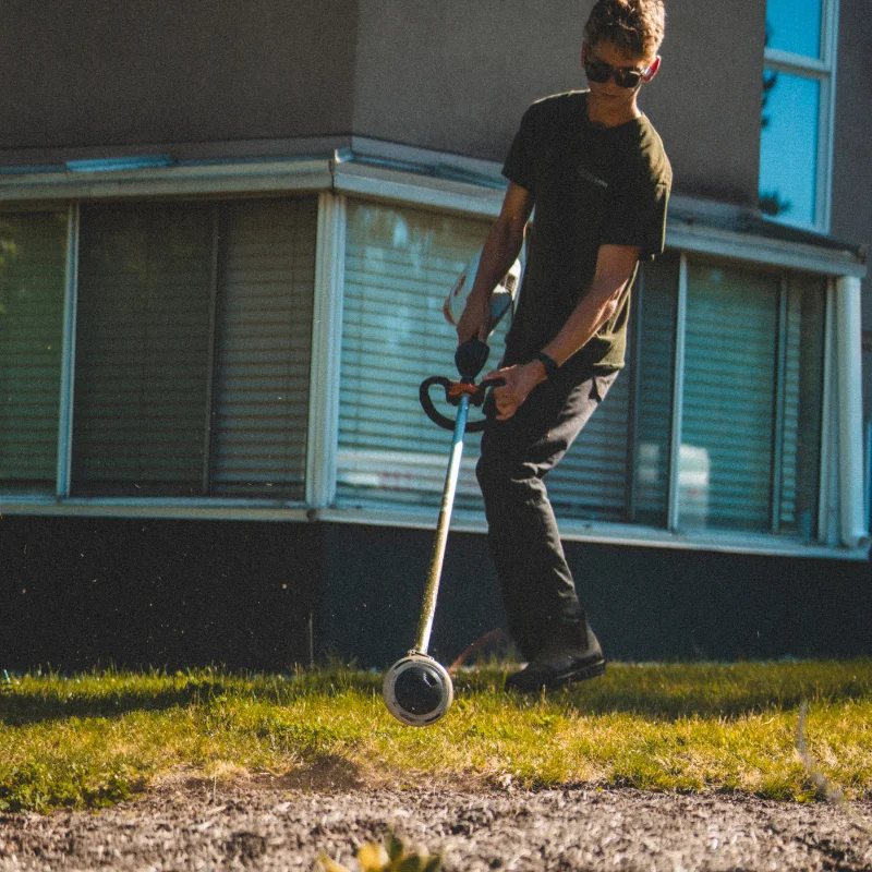 Electric Lawn - Victoria, BC - Yard Maintenence